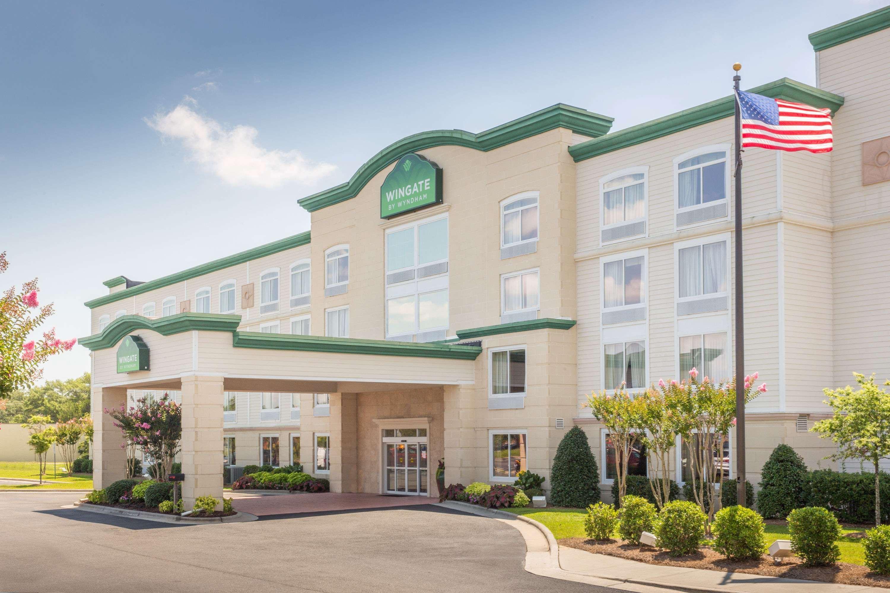 Wingate By Wyndham Southport Otel Dış mekan fotoğraf