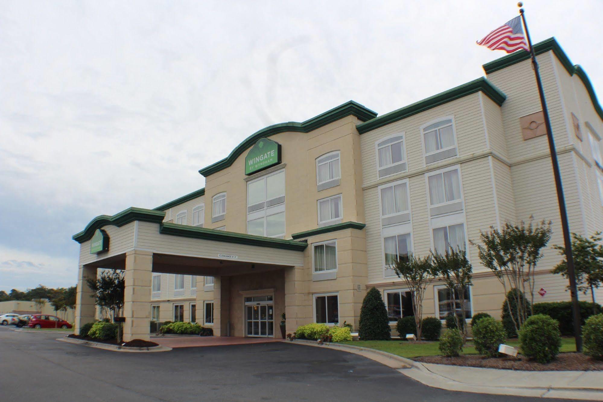 Wingate By Wyndham Southport Otel Dış mekan fotoğraf